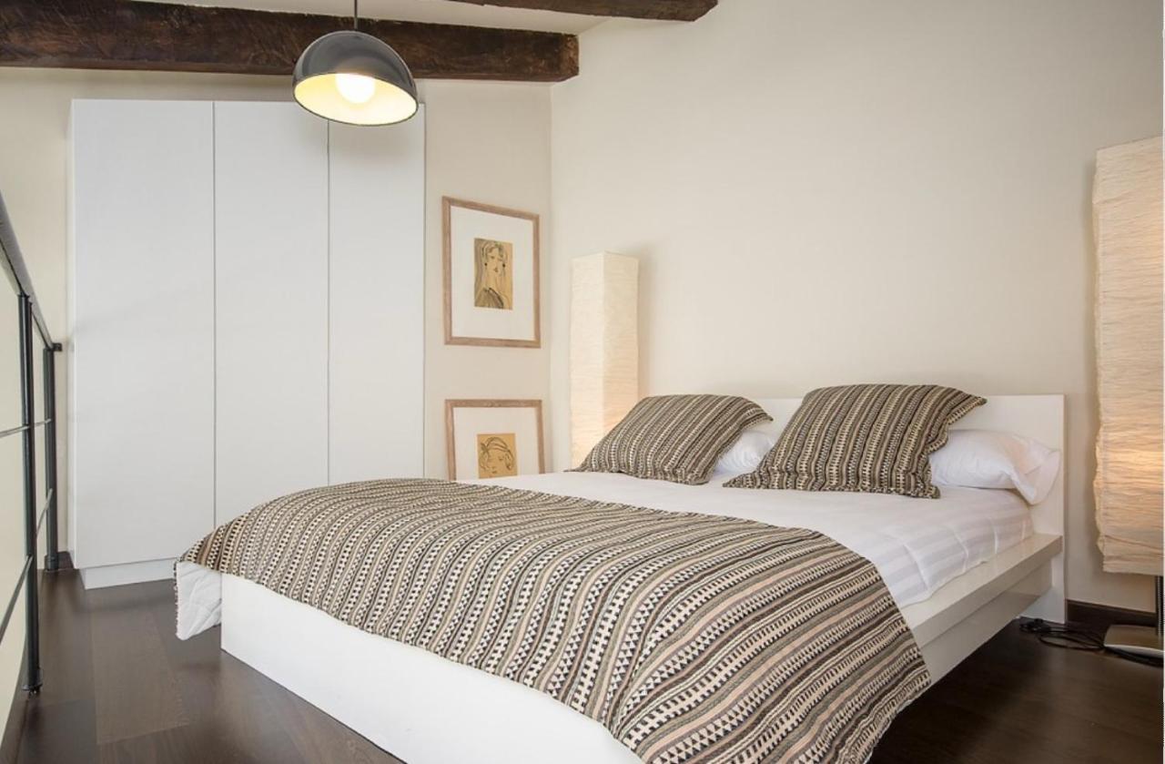 No Turistic Rental, Duplex Penthouse In The Historic Center, Valencia, Ideal For Those Looking To Stay In The City For A Season, Including Professionals And Students ภายนอก รูปภาพ