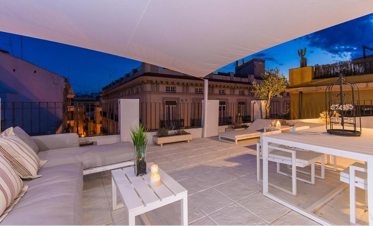 No Turistic Rental, Duplex Penthouse In The Historic Center, Valencia, Ideal For Those Looking To Stay In The City For A Season, Including Professionals And Students ภายนอก รูปภาพ