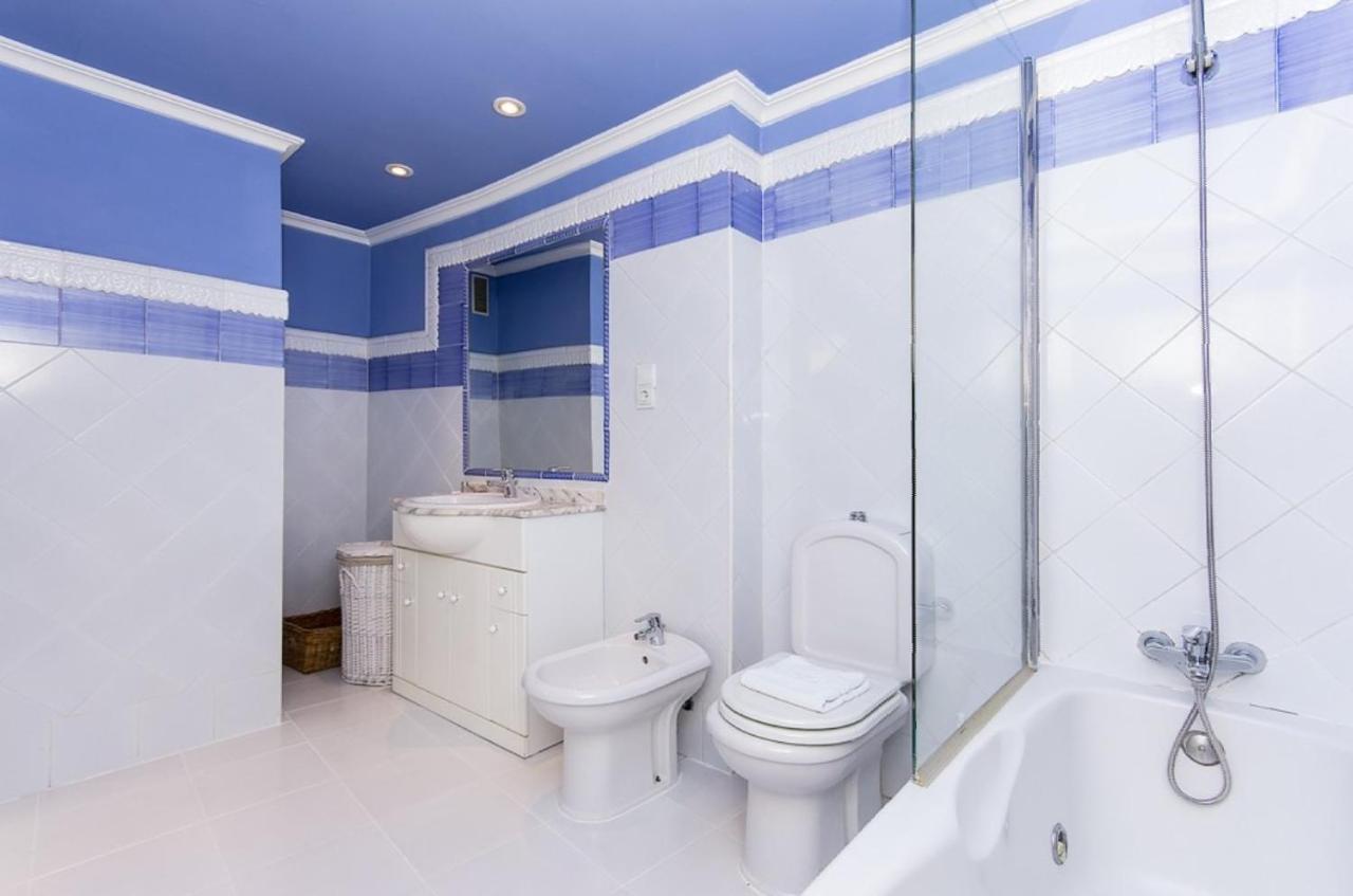 No Turistic Rental, Duplex Penthouse In The Historic Center, Valencia, Ideal For Those Looking To Stay In The City For A Season, Including Professionals And Students ภายนอก รูปภาพ